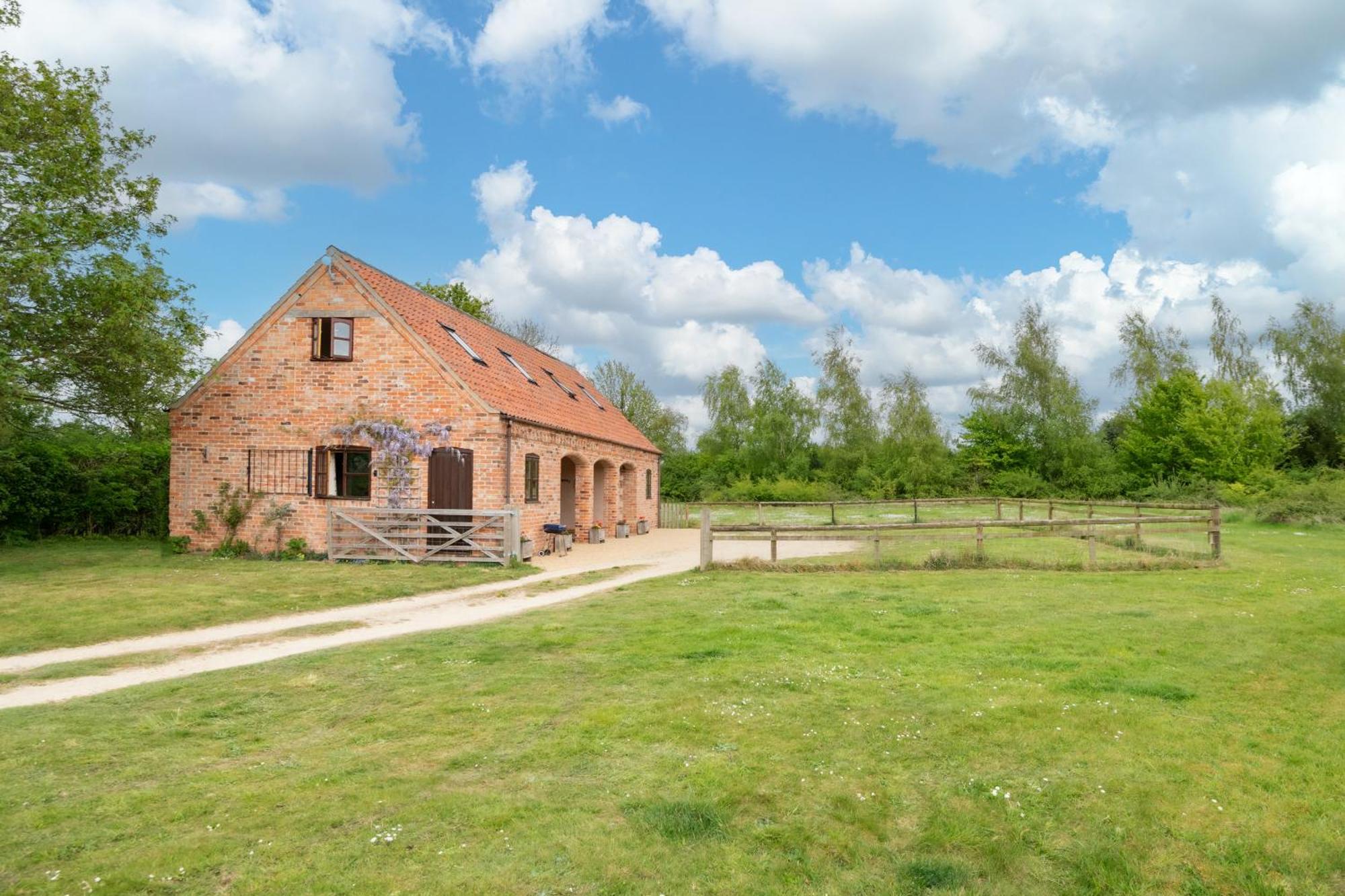 Hilltop Farm Holidays Lincoln Esterno foto